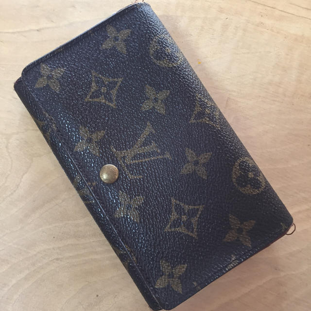 LOUIS VUITTON(ルイヴィトン)のちぃ様 専用です☆ジャンク品☆ルイ・ヴィトンL字ジッピーウォレット レディースのファッション小物(財布)の商品写真