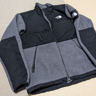 ザノースフェイス(THE NORTH FACE)のデナリジャケット　NA72051  グレー　S(その他)