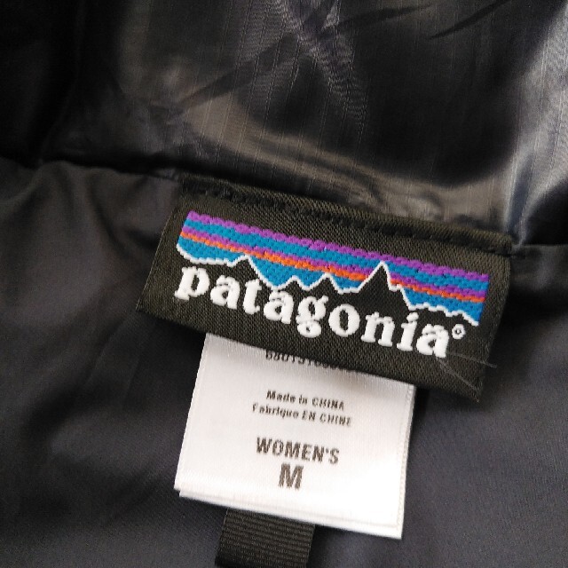 patagonia(パタゴニア)のパタゴニア 膝丈コート サイズM カラー紺 レディースのジャケット/アウター(ロングコート)の商品写真