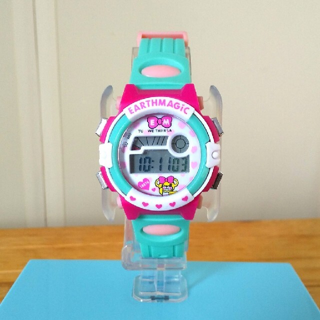腕時計 小学生 女の子 デジタルウォッチ アラーム タイマー ピンク エメラルの通販 By パンプキン S Shop ラクマ