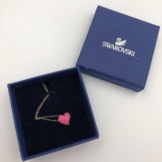 スワロフスキー(SWAROVSKI)のスワロフスキー　パヴェハートネックレス(ネックレス)