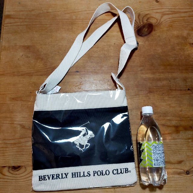 Polo Club(ポロクラブ)の新品　POLO　キャンパス生地　ショルダーバッグバッグ レディースのバッグ(ショルダーバッグ)の商品写真