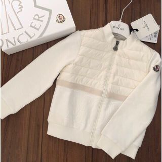 モンクレール(MONCLER)の【ご専用】モンクレール 新品アウター 6A(ジャケット/上着)