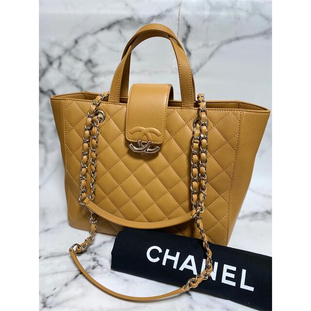 約23cmマチ【極美品☆】CHANEL マトラッセ キャビアスキン トートバッグ / キャメル