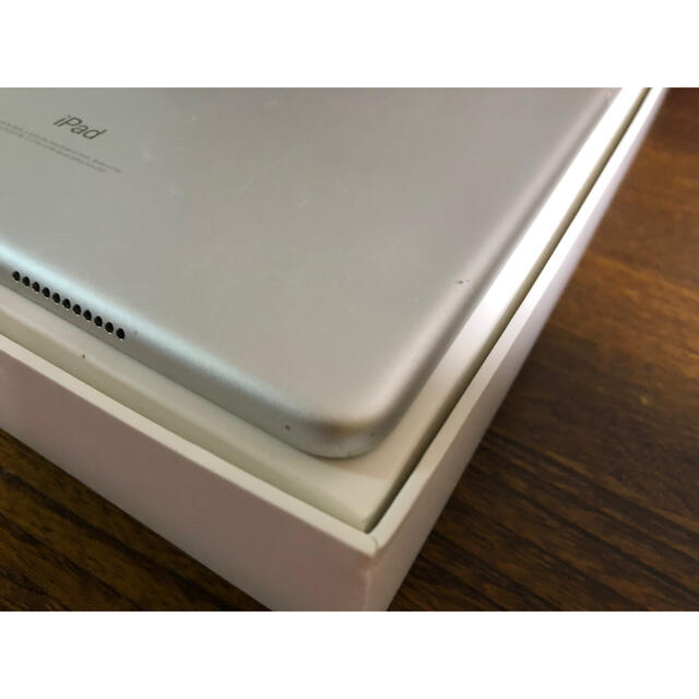 iPad  pro 10.5インチ　Wi-Fi+Cellular モデル 5