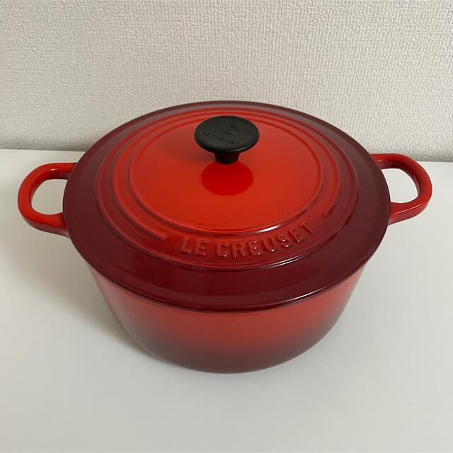 ル・クルーゼ 鍋 22cm 赤 - 鍋/フライパン