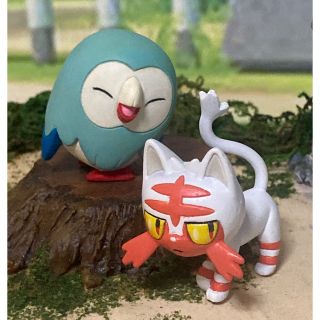 ポケモン(ポケモン)のモンコレ　フィギュア　モンコレ　色違いリペイント　モクロー　ニャビー(ゲームキャラクター)