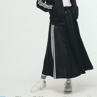 アディダス(adidas)のadidasロングスカート(ロングスカート)