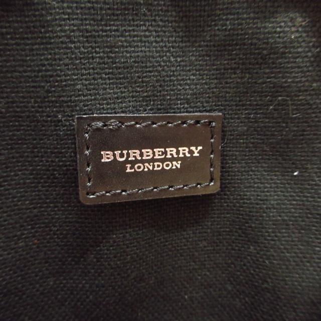 BURBERRY(バーバリー)のバーバリーロンドン ポーチ美品  - レディースのファッション小物(ポーチ)の商品写真