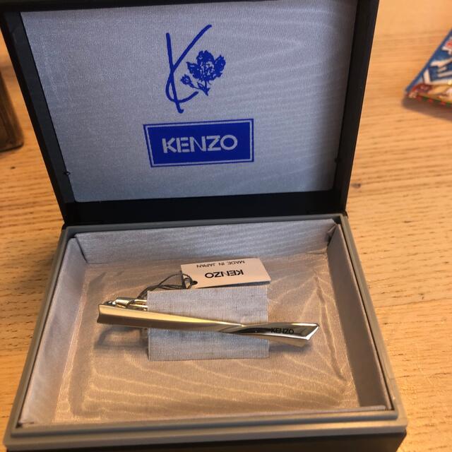 KENZO(ケンゾー)の新品未使用  KENZO ネクタイピン メンズのファッション小物(ネクタイピン)の商品写真