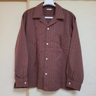 ジーユー(GU)の【GU】レンガ色 赤茶 ストライプシャツ Ｍサイズ(シャツ)