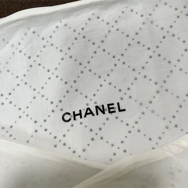 CHANEL(シャネル)のCHANEL シャネル 収納袋 大・中・小 3枚セット ホワイト インテリア/住まい/日用品の収納家具(押し入れ収納/ハンガー)の商品写真