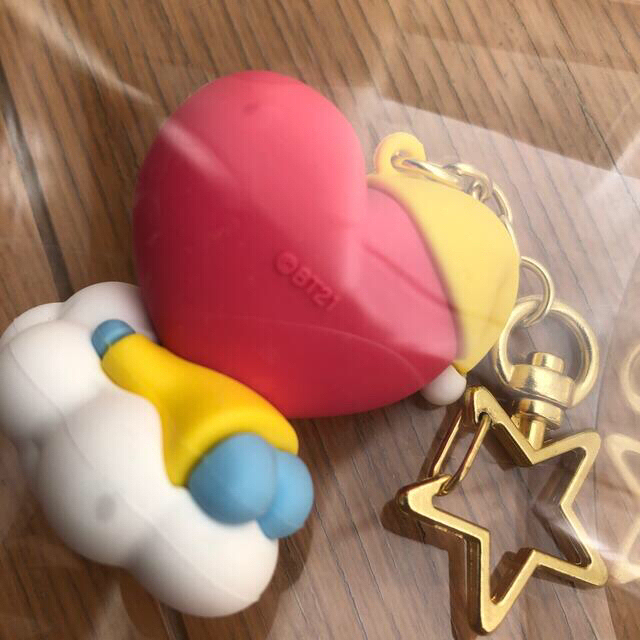 防弾少年団(BTS)(ボウダンショウネンダン)のBT21♡TATA♡COOKY(FKR_フィギュアキーリング チャーム)   エンタメ/ホビーのおもちゃ/ぬいぐるみ(キャラクターグッズ)の商品写真