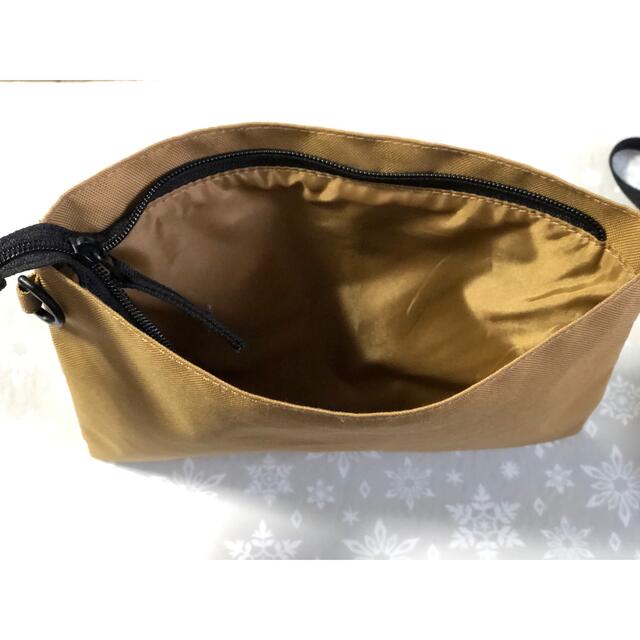 MUJI (無印良品)(ムジルシリョウヒン)の無印良品　撥水サコッシュ（スモーキーマスタード） レディースのバッグ(ショルダーバッグ)の商品写真