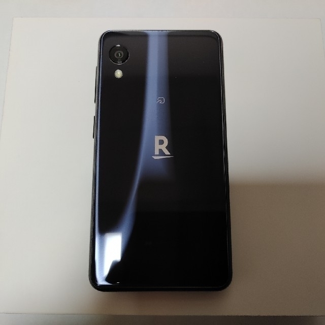 Rakuten(ラクテン)の【緊急値下げ1/11まで】楽天ミニ　ブラック スマホ/家電/カメラのスマートフォン/携帯電話(スマートフォン本体)の商品写真