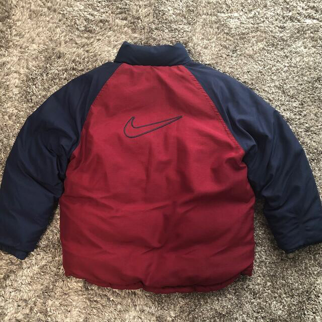 NIKE(ナイキ)のNIKE ナイキ　ダウンジャケット　リバーシブル　140 キッズ/ベビー/マタニティのキッズ服男の子用(90cm~)(ジャケット/上着)の商品写真