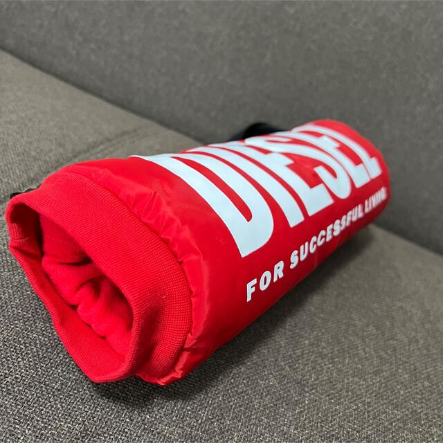 DIESEL(ディーゼル)のDIESEL ディーゼル ハンドウォーマー 防寒 レッド 新品 未使用 メンズのレッグウェア(レッグウォーマー)の商品写真