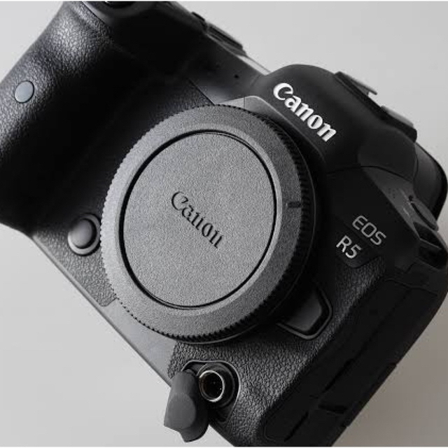 Canon EOS R5 シャッター3000回未満 美品