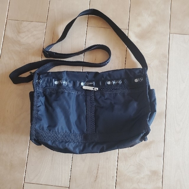 LeSportsac(レスポートサック)の★値下げしました★　レスポートサック　ショルダー　オニキス レディースのバッグ(ショルダーバッグ)の商品写真