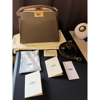 フェンディ(FENDI)の＊お値下げ＊FENDI ピーカブー　エッセンシャリー　(ハンドバッグ)