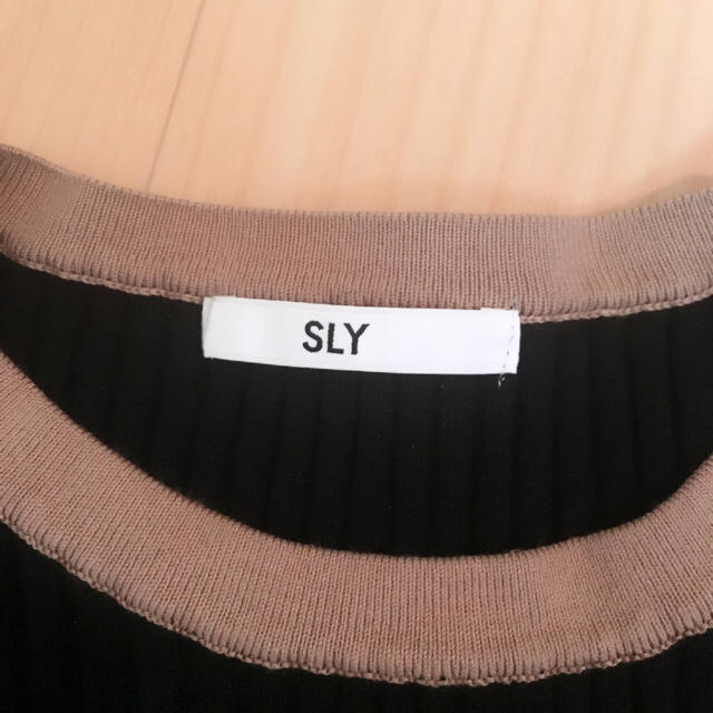 SLY(スライ)のSLY 今期新作 フレアスリーブトップス レディースのトップス(カットソー(長袖/七分))の商品写真