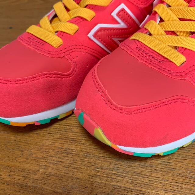 New Balance(ニューバランス)のはなちゃん様　ニューバランス 996 19センチ キッズ/ベビー/マタニティのキッズ靴/シューズ(15cm~)(スニーカー)の商品写真