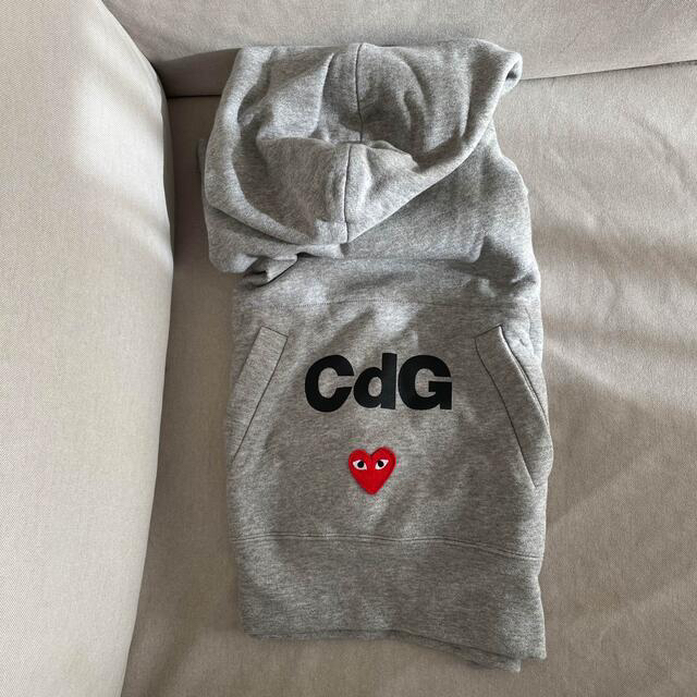 COMME des GARCONS(コムデギャルソン)のあいちゃんまん様専用♪コムデギャルソン　プレイ❤️パーカー レディースのトップス(パーカー)の商品写真