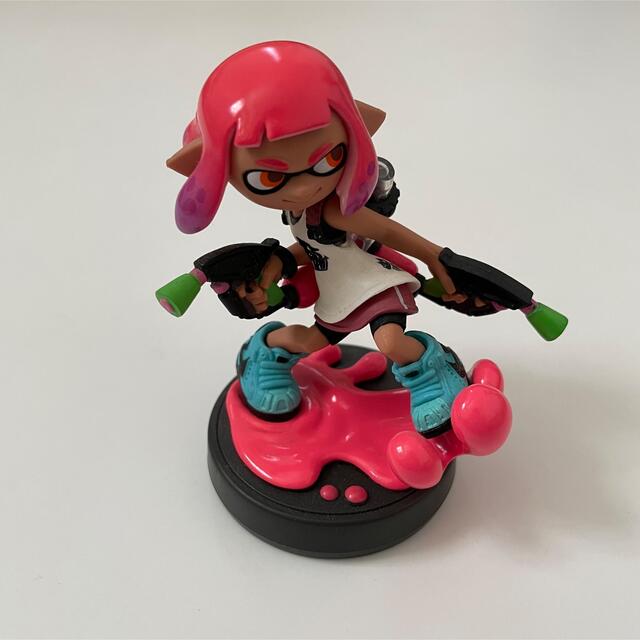 任天堂(ニンテンドウ)の任天堂　amiibo ガール　ネオンピンク エンタメ/ホビーのフィギュア(ゲームキャラクター)の商品写真