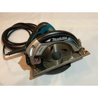 マキタ(Makita)の【最終値下げ】マキタ 電子造作用精密マルノコ 5817CBA(工具)