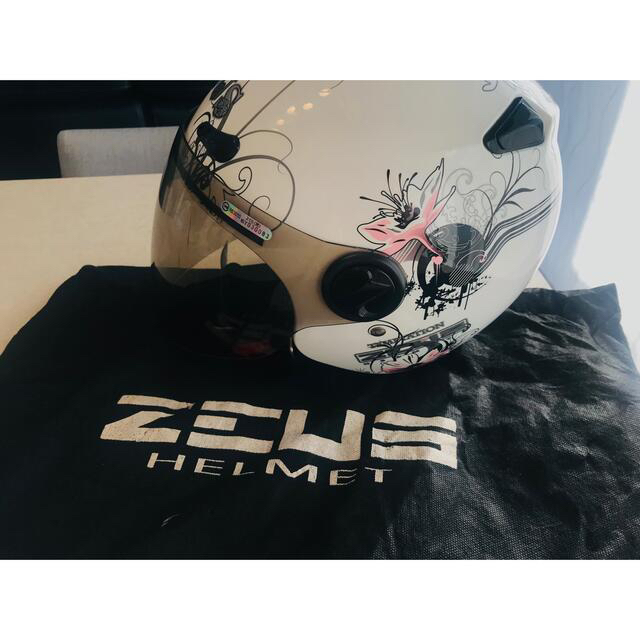 ZEUS ジェットヘルメット Sサイズ　美品　女性用 自動車/バイクのバイク(ヘルメット/シールド)の商品写真