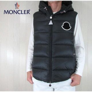 モンクレール(MONCLER)の専用モンクレール ダウンベスト ヴァノアーズ(ダウンベスト)