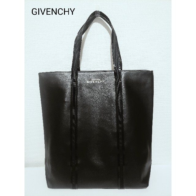 GIVENCHY(ジバンシィ)のジバンシー　GIVENCHY　トートバッグ　合皮　黒 レディースのバッグ(トートバッグ)の商品写真