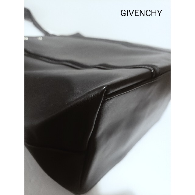 GIVENCHY(ジバンシィ)のジバンシー　GIVENCHY　トートバッグ　合皮　黒 レディースのバッグ(トートバッグ)の商品写真