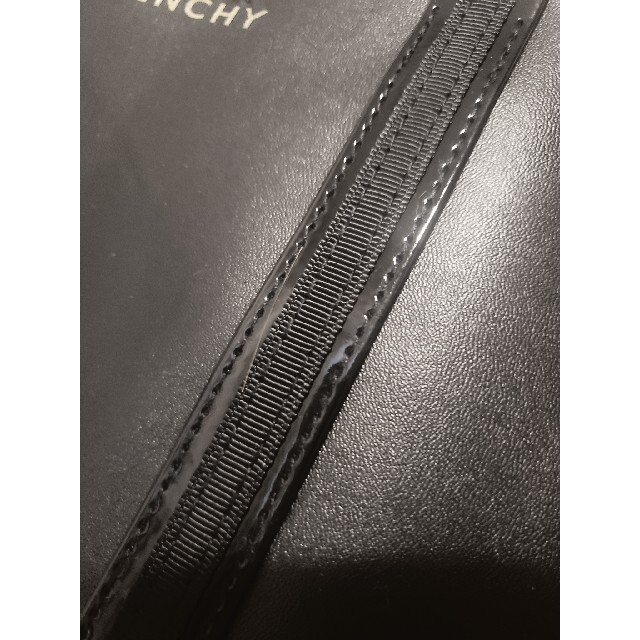 GIVENCHY(ジバンシィ)のジバンシー　GIVENCHY　トートバッグ　合皮　黒 レディースのバッグ(トートバッグ)の商品写真