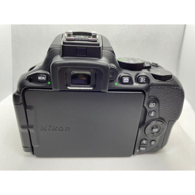 Nikon(ニコン)のNikon D5500 18-55 VR2 レンズキット BLACK スマホ/家電/カメラのカメラ(デジタル一眼)の商品写真