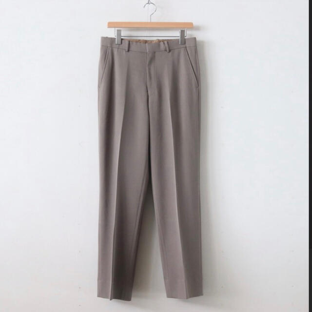 1LDK SELECT(ワンエルディーケーセレクト)のAURALEE WOOL MAXGABARDINE SLACKS 20aw メンズのパンツ(スラックス)の商品写真