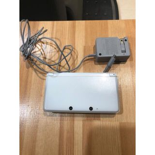 ニンテンドー3DS(ニンテンドー3DS)のNintendo 3ds本体　充電器　ニンテンドー3ds(携帯用ゲーム機本体)