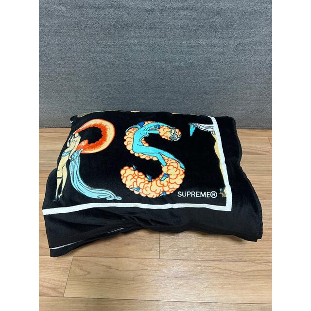 Supreme(シュプリーム)のSupreme Alphabet Beach Towel インテリア/住まい/日用品の日用品/生活雑貨/旅行(タオル/バス用品)の商品写真