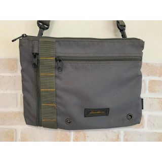 エディーバウアー(Eddie Bauer)の美品 エディー バウアー ショルダーバッグ サコッシュ ダークグレー(ショルダーバッグ)