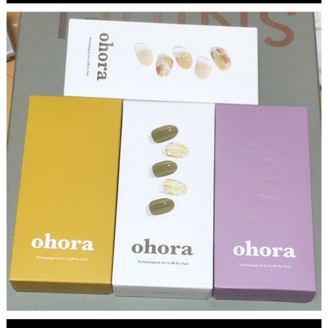 NAIL HOLIC(ネイルホリック)のOhora ネイル　新品未使用 コスメ/美容のネイル(つけ爪/ネイルチップ)の商品写真