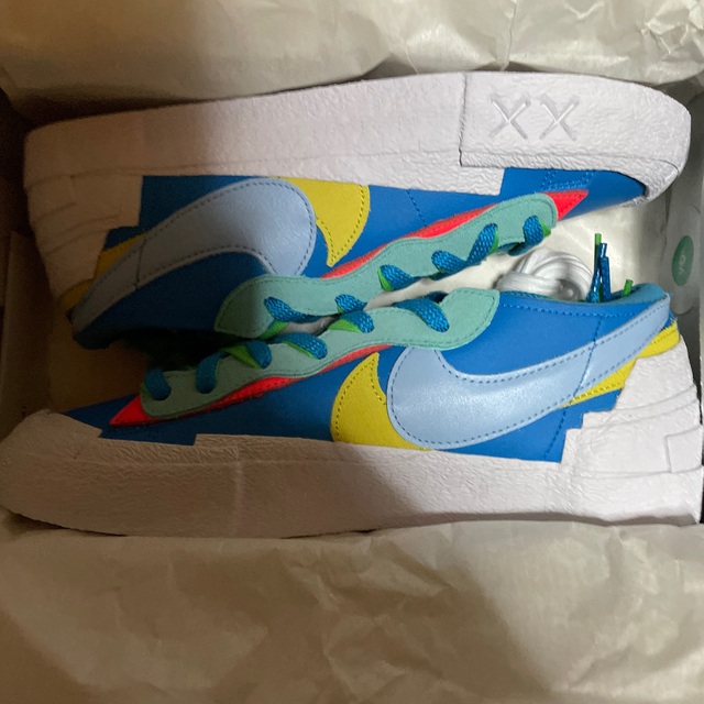 NIKE(ナイキ)の定価以下　Nike x sacai x KAWS Blazer Low メンズの靴/シューズ(スニーカー)の商品写真