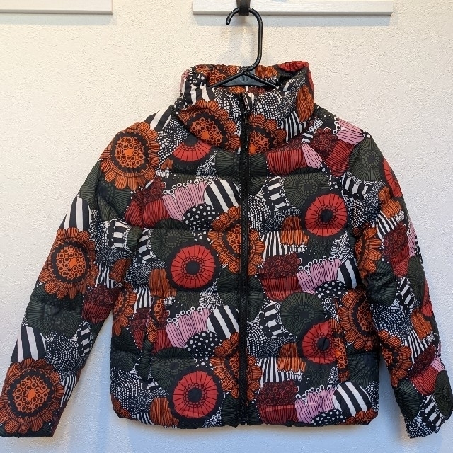 marimekko(マリメッコ)のユニクロ×マリメッコ  ウルトラライトダウン140cm キッズ/ベビー/マタニティのキッズ服女の子用(90cm~)(ジャケット/上着)の商品写真