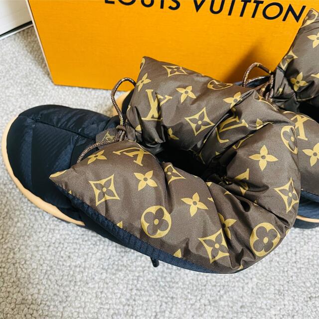 LOUIS VUITTON(ルイヴィトン)の【新品未使用】ルイ ヴィトン ショートブーツ レディースの靴/シューズ(ブーツ)の商品写真