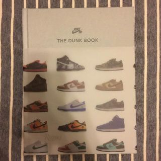 ナイキ(NIKE)のNIKE SB THE DUNK BOOK(趣味/スポーツ/実用)