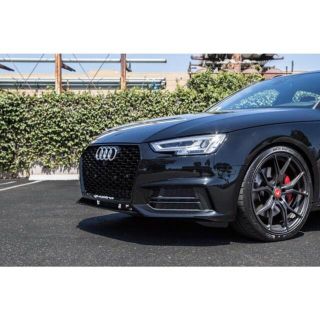 アウディ A4 アウディS4 (B9/8W) RSスタイル グリル Audiの通販 by ky