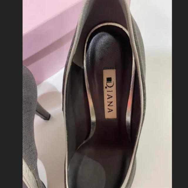 DIANA(ダイアナ)のDIANA  23.5センチ　10センチピンヒール レディースの靴/シューズ(ハイヒール/パンプス)の商品写真