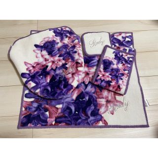 ティッシュ Rady エレフラの通販 by momo's shop|レディーならラクマ ...