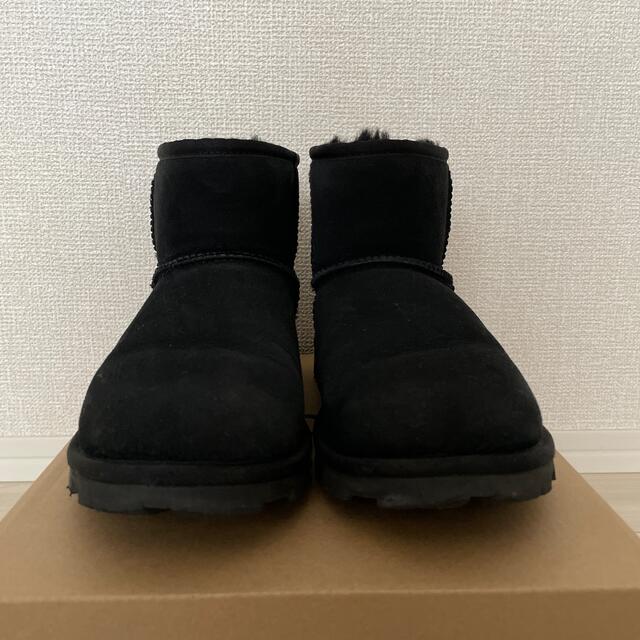 UGG ムートンブーツ　ESSENTIAL MINI 24cm ショートブーツ