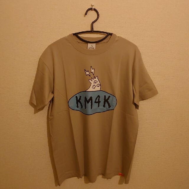 《新品未使用》KM4K LOGO Tシャツ グレー メンズのトップス(Tシャツ/カットソー(半袖/袖なし))の商品写真