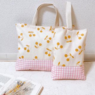 【年末年始SALE】レッスンバッグ 上履き入れ さくらんぼ  ハンドメイド(バッグ/レッスンバッグ)